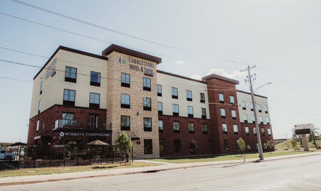 Cobblestone Hotel & Suites Exterior