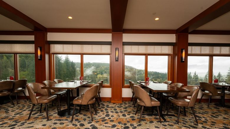 <b>Salish Lodge & Spa Restaurant</b>. Images powered by <a href="https://www.leonardoworldwide.com/" title="Leonardo Worldwide" target="_blank">Leonardo</a>.