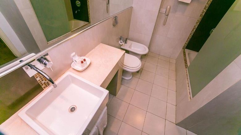 <b>Amerian Villa Maria Park Hotel Room</b>. Images powered by <a href="https://www.leonardoworldwide.com/" title="Leonardo Worldwide" target="_blank">Leonardo</a>.
