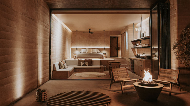 <b>MIRA Earth Studios Valle de Guadalupe Room</b>. Images powered by <a href="https://www.leonardoworldwide.com/" title="Leonardo Worldwide" target="_blank">Leonardo</a>.
