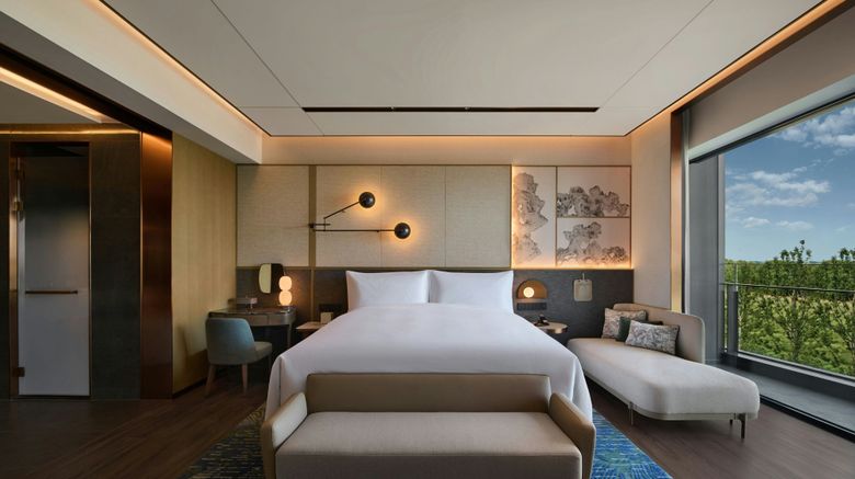 <b>Suzhou Marriott Yangcheng Lake Room</b>. Images powered by <a href="https://www.leonardoworldwide.com/" title="Leonardo Worldwide" target="_blank">Leonardo</a>.