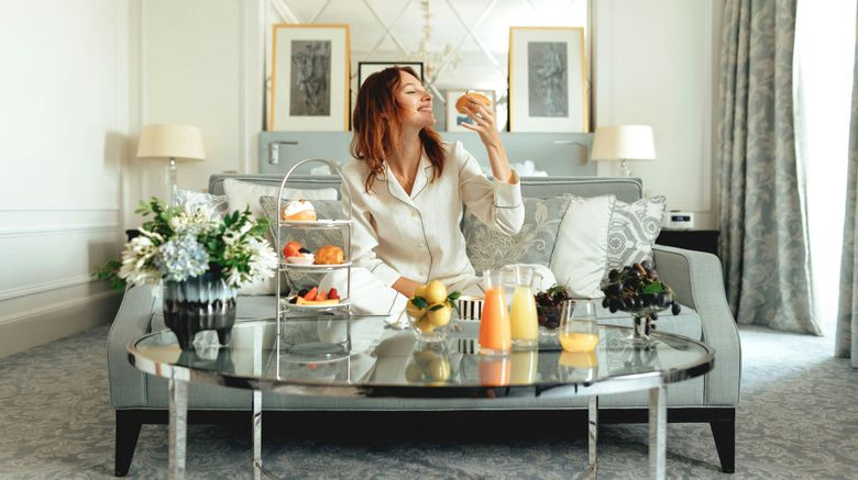 <b>The St Regis Rome Restaurant</b>. Images powered by <a href="https://www.leonardoworldwide.com/" title="Leonardo Worldwide" target="_blank">Leonardo</a>.