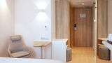 <b>Holiday Inn Exp Suites Sabadell Room</b>. Images powered by <a href="https://www.leonardoworldwide.com/" title="Leonardo Worldwide" target="_blank">Leonardo</a>.