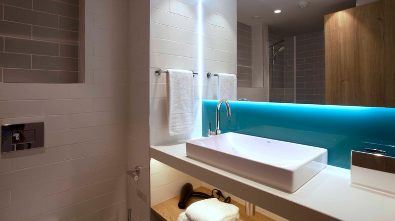 <b>Holiday Inn Exp Suites Sabadell Room</b>. Images powered by <a href="https://www.leonardoworldwide.com/" title="Leonardo Worldwide" target="_blank">Leonardo</a>.