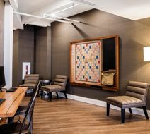 enVision Hotel Boston-Everett Lobby