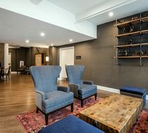 enVision Hotel Boston-Everett Lobby