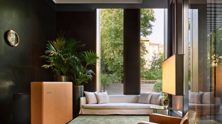 <b>Bulgari Hotel Milano Exterior</b>. Images powered by <a href="https://www.leonardoworldwide.com/" title="Leonardo Worldwide" target="_blank">Leonardo</a>.