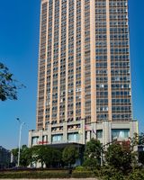 Hampton by Hilton Jian