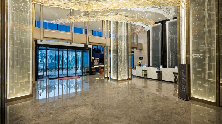 Hampton by Hilton Tengwang Tower Lobby