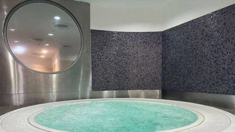 <b>Holiday Inn Kuwait Spa</b>. Images powered by <a href="https://www.leonardoworldwide.com/" title="Leonardo Worldwide" target="_blank">Leonardo</a>.