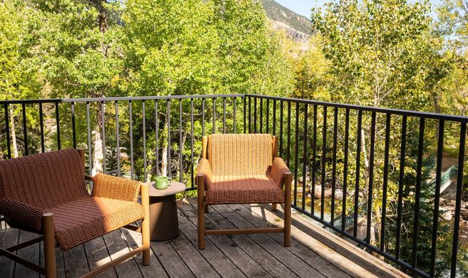 Rock Creek Resort Exterior