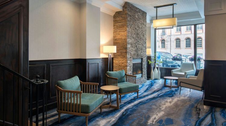 Fairfield Inn & Suites Albany Downtown Lobby