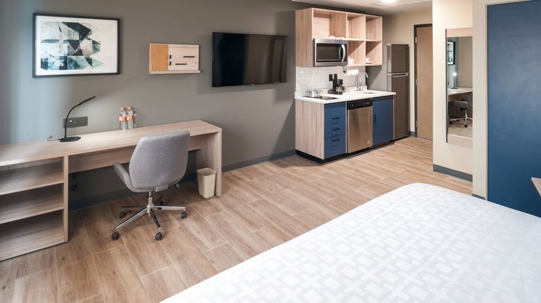 <b>Candlewood Suites Guadalajara Galerias Room</b>. Images powered by <a href="https://www.leonardoworldwide.com/" title="Leonardo Worldwide" target="_blank">Leonardo</a>.