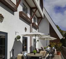 Coppid Beech Hotel Exterior