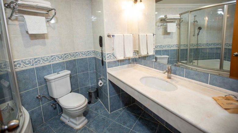 <b>Anemon Manisa Room</b>. Images powered by <a href="https://www.leonardoworldwide.com/" title="Leonardo Worldwide" target="_blank">Leonardo</a>.