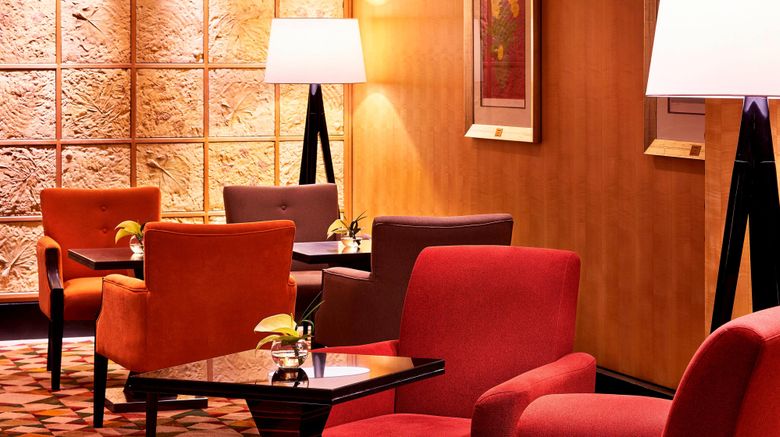 <b>Sheraton Hong Kong Hotel & Towers Lobby</b>. Images powered by <a href="https://www.leonardoworldwide.com/" title="Leonardo Worldwide" target="_blank">Leonardo</a>.