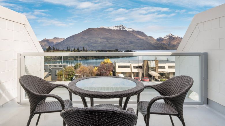 <b>Copthorne Hotel Queenstown Lakeview Room</b>. Images powered by <a href="https://www.leonardoworldwide.com/" title="Leonardo Worldwide" target="_blank">Leonardo</a>.