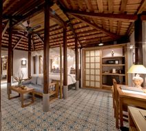 Pilgrimage Village, Hue Room