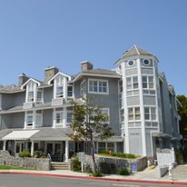 Blue Lantern Inn