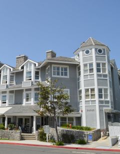 Blue Lantern Inn