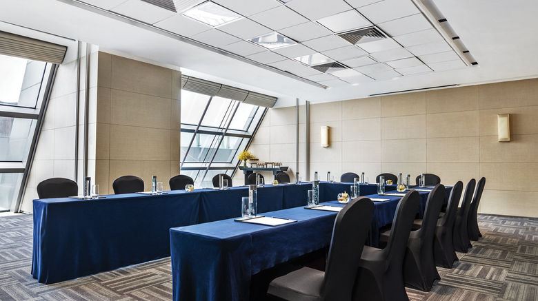 <b>Langham Place, Guangzhou Meeting</b>. Images powered by <a href="https://www.leonardoworldwide.com/" title="Leonardo Worldwide" target="_blank">Leonardo</a>.