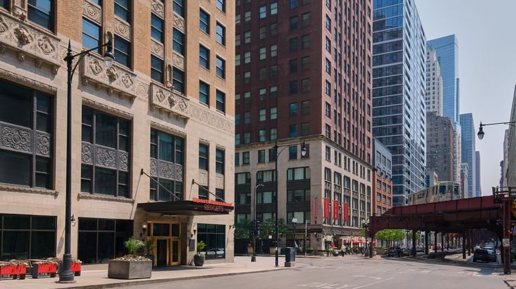 Sports Illustrated Resorts Chicago Exterior