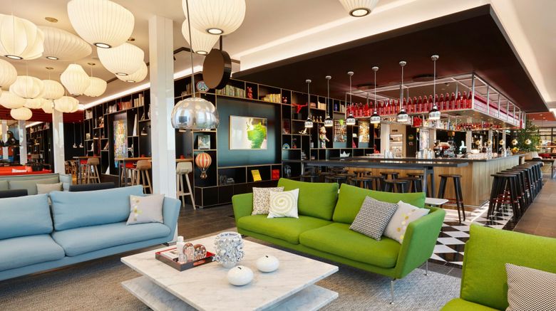 <b>citizenM Copenhagen Radhuspladsen Hotel Lobby</b>. Images powered by <a href="https://www.leonardoworldwide.com/" title="Leonardo Worldwide" target="_blank">Leonardo</a>.