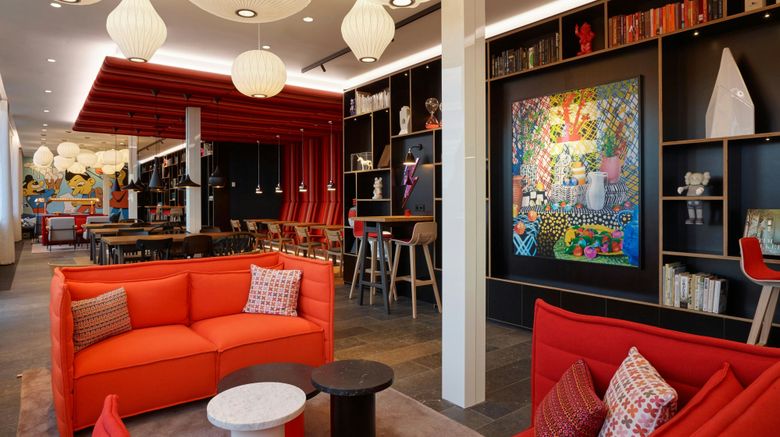 <b>citizenM Copenhagen Radhuspladsen Hotel Lobby</b>. Images powered by <a href="https://www.leonardoworldwide.com/" title="Leonardo Worldwide" target="_blank">Leonardo</a>.