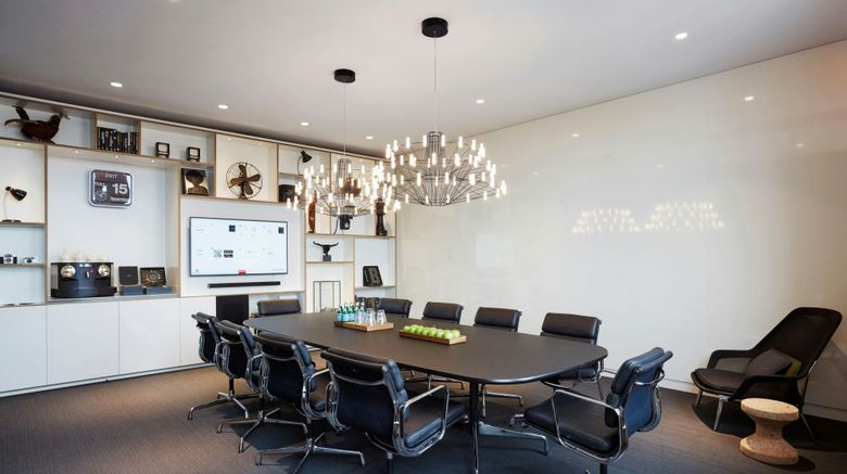 <b>citizenM Copenhagen Radhuspladsen Hotel Meeting</b>. Images powered by <a href="https://www.leonardoworldwide.com/" title="Leonardo Worldwide" target="_blank">Leonardo</a>.