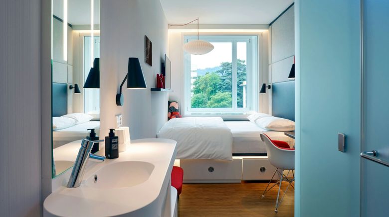 <b>citizenM Zurich Room</b>. Images powered by <a href="https://www.leonardoworldwide.com/" title="Leonardo Worldwide" target="_blank">Leonardo</a>.