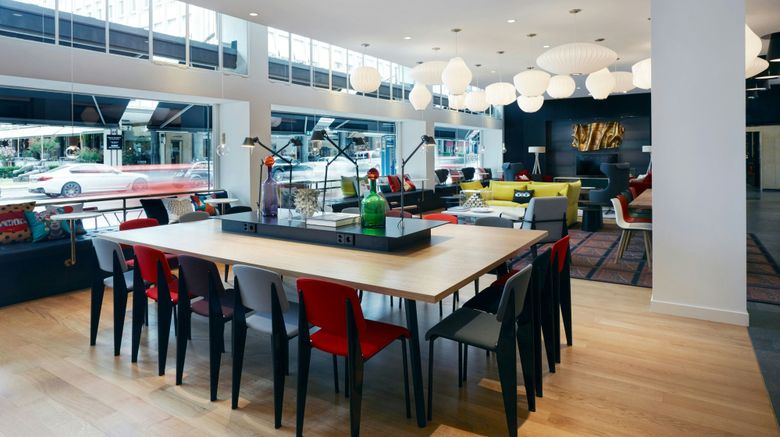 <b>citizenM Zurich Lobby</b>. Images powered by <a href="https://www.leonardoworldwide.com/" title="Leonardo Worldwide" target="_blank">Leonardo</a>.