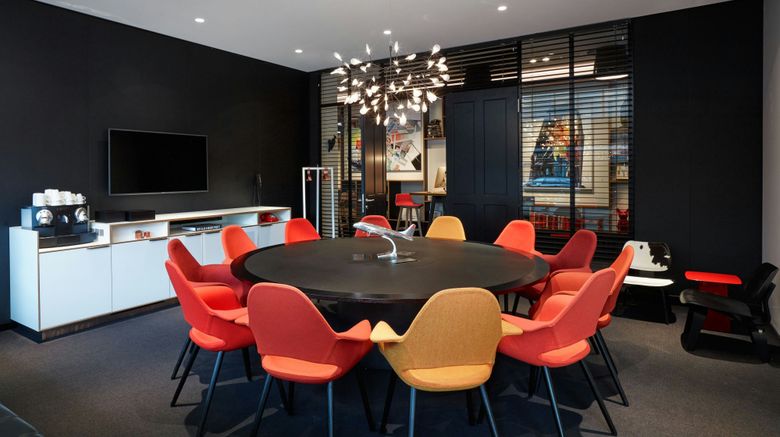 <b>citizenM Zurich Meeting</b>. Images powered by <a href="https://www.leonardoworldwide.com/" title="Leonardo Worldwide" target="_blank">Leonardo</a>.