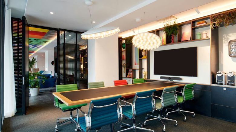 <b>citizenM Rome Isola Tiberna Hotel Meeting</b>. Images powered by <a href="https://www.leonardoworldwide.com/" title="Leonardo Worldwide" target="_blank">Leonardo</a>.