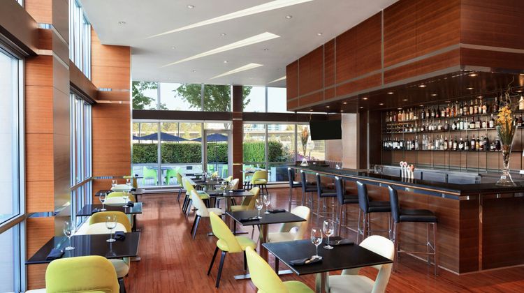 The Westin Wall Centre-Vancouver Airport Restaurant
