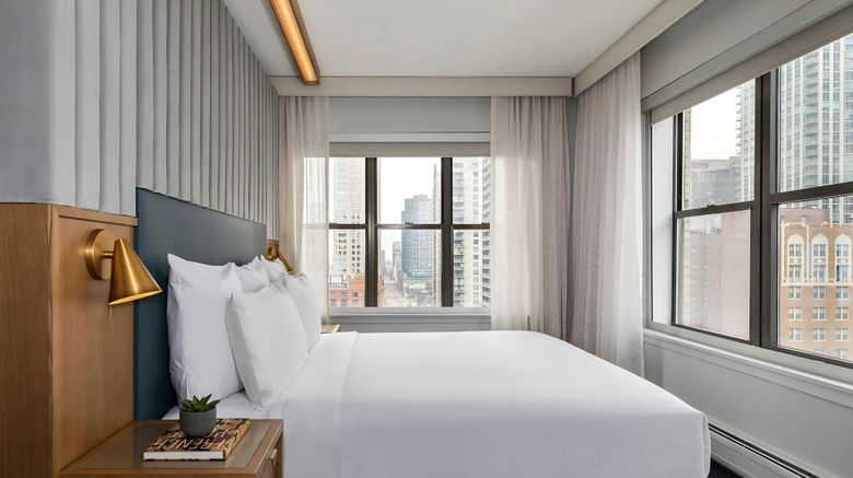 <b>Hotel 55 Chicago Downtown Suite</b>. Images powered by <a href="https://www.leonardoworldwide.com/" title="Leonardo Worldwide" target="_blank">Leonardo</a>.