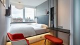 citizenM London Victoria Station Hotel Room