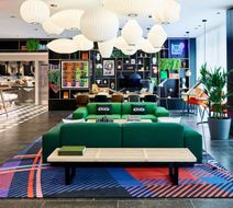 citizenM London Victoria Station Hotel Lobby