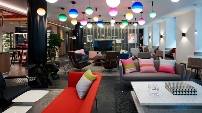 <b>citizenM Geneva Lobby</b>. Images powered by <a href="https://www.leonardoworldwide.com/" title="Leonardo Worldwide" target="_blank">Leonardo</a>.