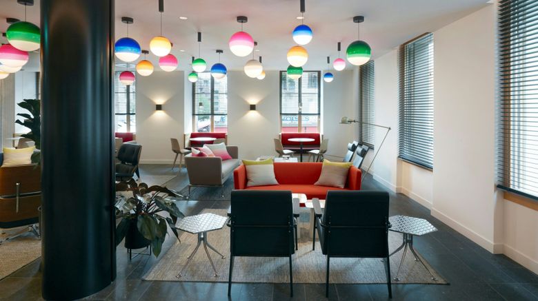 <b>citizenM Geneva Lobby</b>. Images powered by <a href="https://www.leonardoworldwide.com/" title="Leonardo Worldwide" target="_blank">Leonardo</a>.