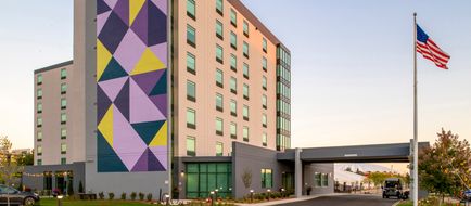 Spark by Hilton Madison Exterior