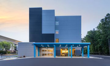 Tru By Hilton Commerce