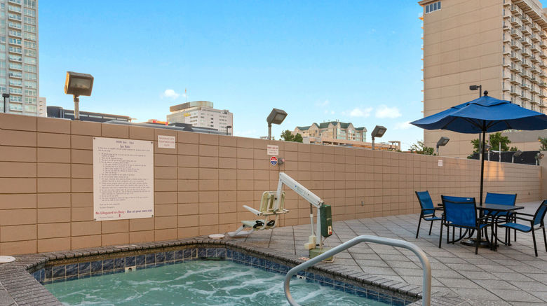 <b>WorldMark Reno Pool</b>. Images powered by <a href="https://www.leonardoworldwide.com/" title="Leonardo Worldwide" target="_blank">Leonardo</a>.