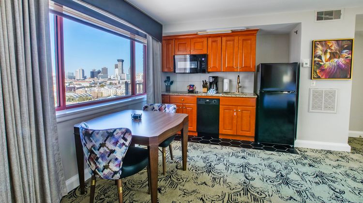 Wyndham Avenue Plaza Resort Restaurant
