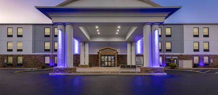 Holiday Inn Express Chillicothe Exterior