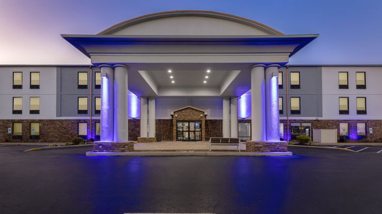 Holiday Inn Express Chillicothe Exterior