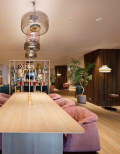 Holiday Inn & Suites Suites Odori Park