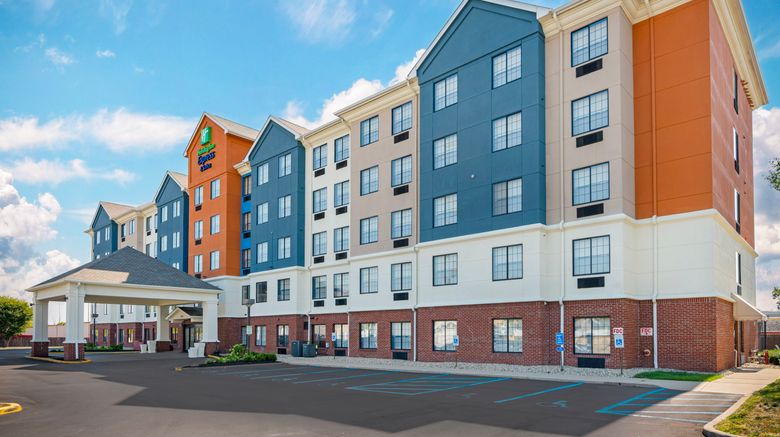 <b>Holiday Inn Express Indianapolis East Exterior</b>. Images powered by <a href="https://www.leonardoworldwide.com/" title="Leonardo Worldwide" target="_blank">Leonardo</a>.