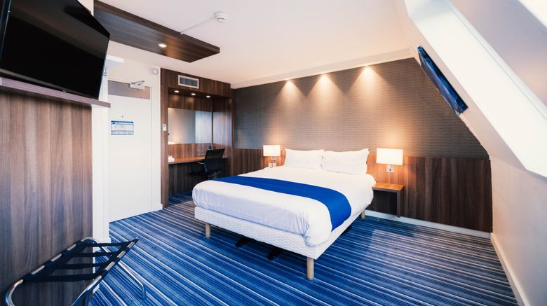 <b>Holiday Inn Express Lille Centre Room</b>. Images powered by <a href="https://www.leonardoworldwide.com/" title="Leonardo Worldwide" target="_blank">Leonardo</a>.