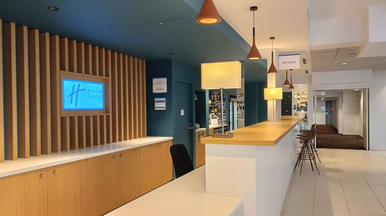 Holiday Inn Express Lille Centre Exterior