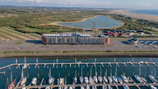 Leonardo Hotel Ijmuiden Seaport Beach